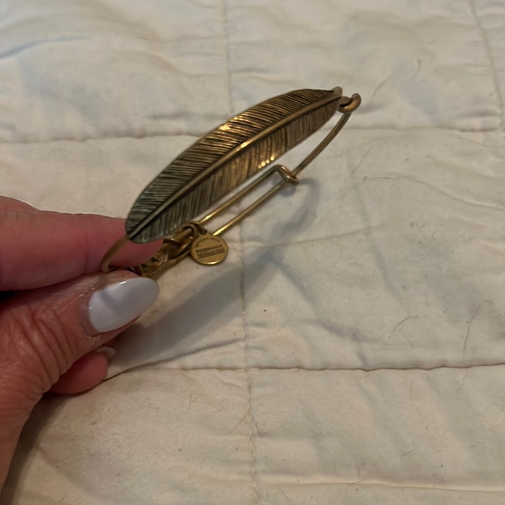 Alex and Ani Plume Feather Rafaelian Gold Bangle Wrap